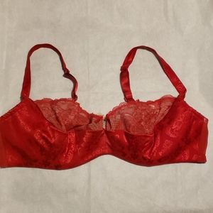 Beautiful Red Cacique Demi Bra 42c